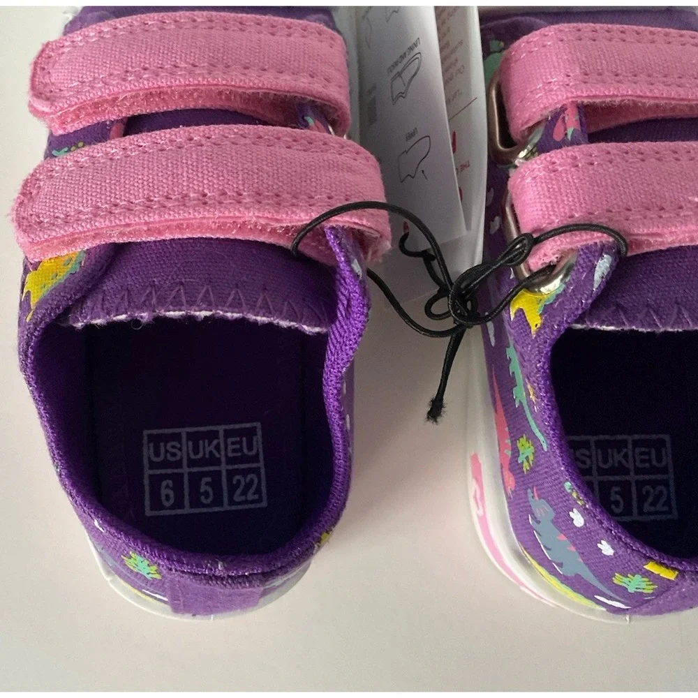 Funcoo Plus Kids Light Up Sneakers Toddler Girls Canvas Purple Size 6